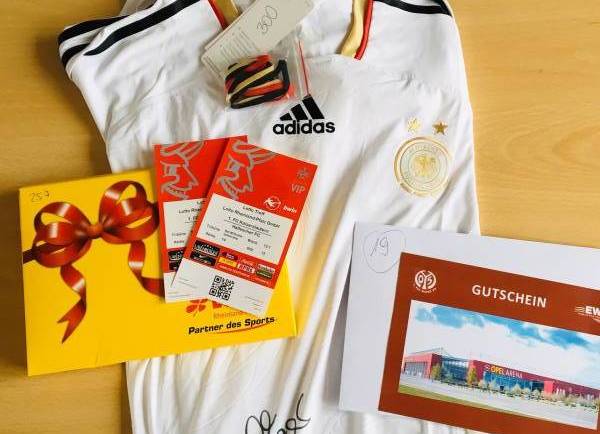 Tombola-Preise Fußballturnier